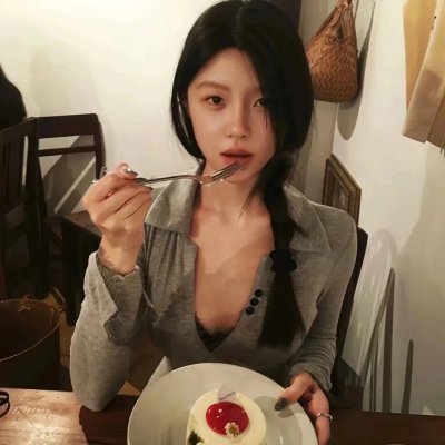 宝藏！头像ins小众气质女生