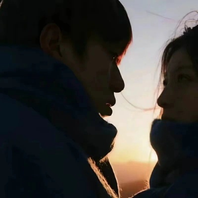 氛围感拉满的真人情侣头像来袭