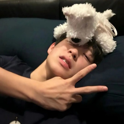 有点小帅！小众男生头像真人