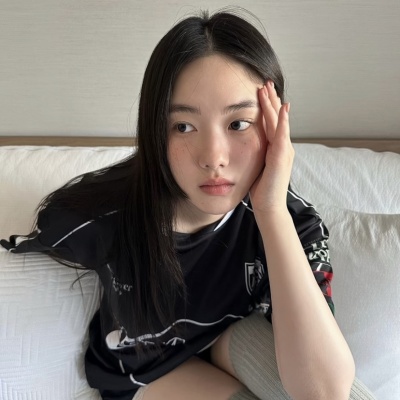 被这些ins韩系女生头像美哭