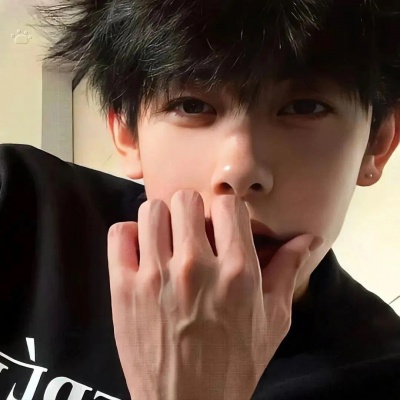 被狠狠拿捏！越聊越让人有欲望的男生头像