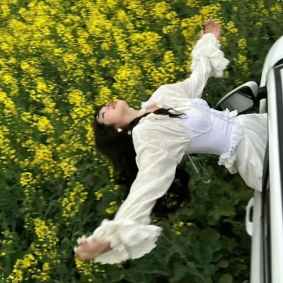 自由感超松弛清新女生头像,小众高级感爆棚