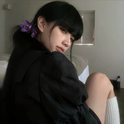 高冷霸气女生头像真人，酷飒到爆！