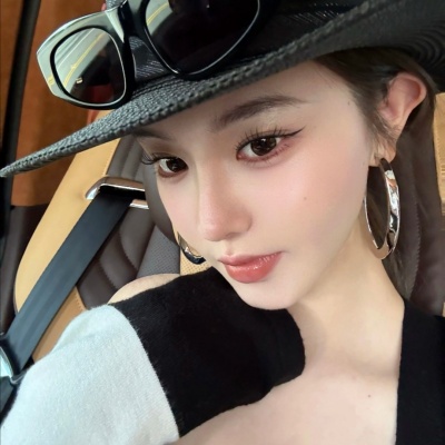 千金名媛风性感女生头像分享