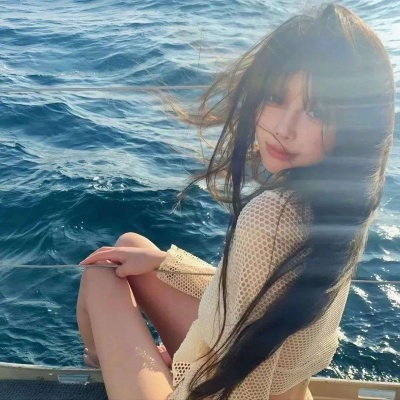 宝藏！微信头像女生唯美气质