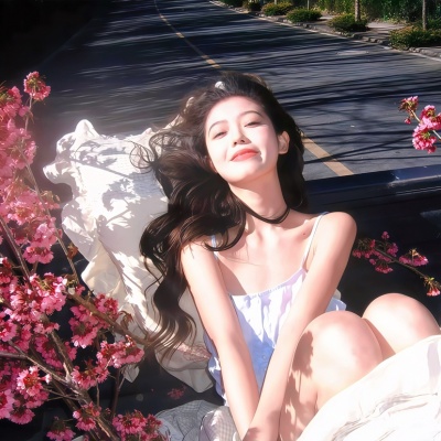 被这组明媚治愈又浪漫的女生头像美哭啦