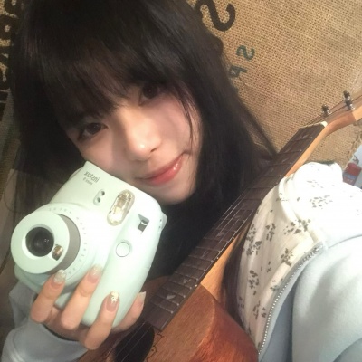 被清冷气质纯欲女头美哭