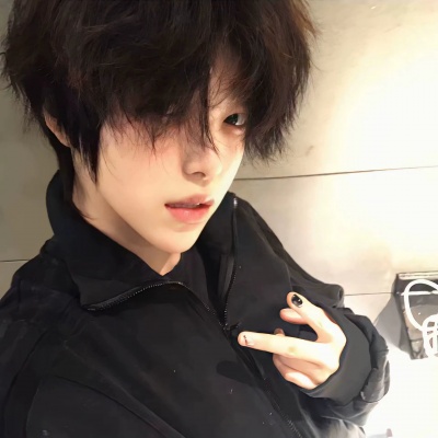 超绝！小众氛围杂风格男生头像推荐