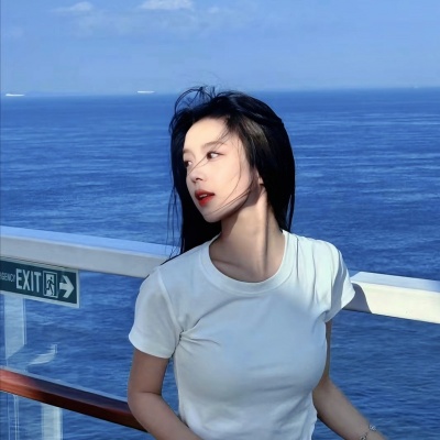 绝美！享受生活松弛自由感的女生头像推荐