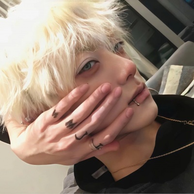 狠狠心动!高级氛围感男生头像来袭