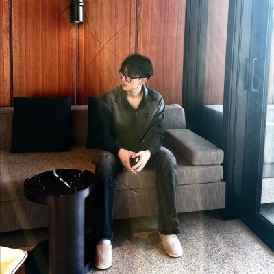 Ins风高级质感男生头像来袭