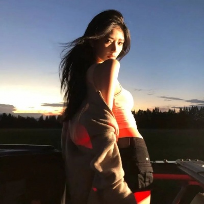 吹爆这些ins自由风女生头像