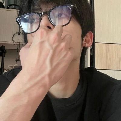 ins帅气气质男生头像，帅哭