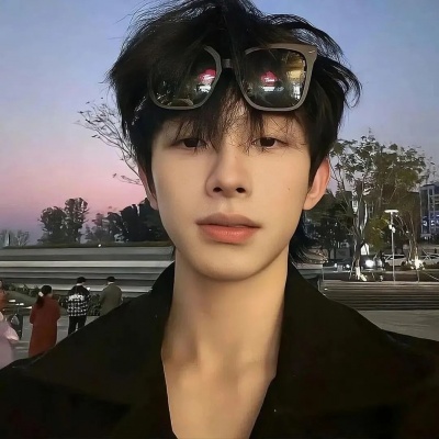 氛围感帅气小众男生头像,被帅到!