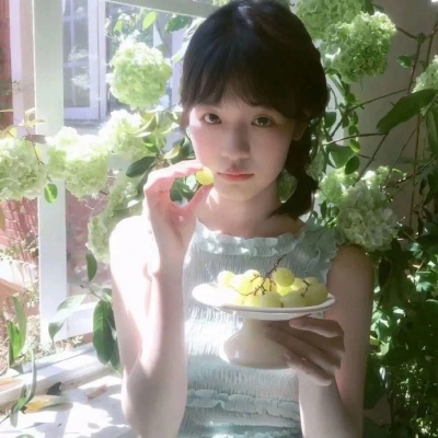 春天专属！春天明媚纯欲女生头像