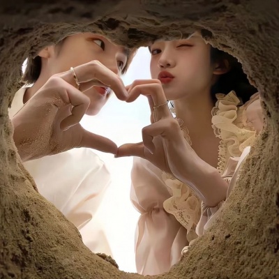 挖到宝啦!ins高质量超明显一对两张真人情头