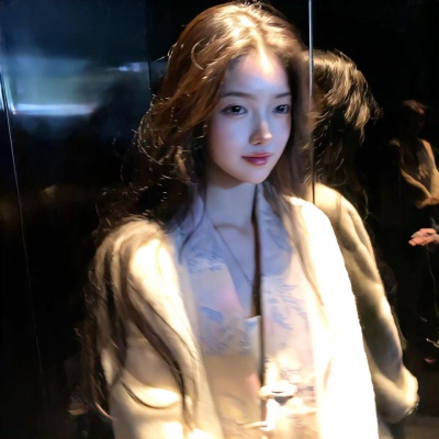 性感多金名媛女生头像,绝美!