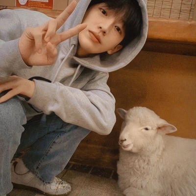 宝藏!高质量ins干净气质男生头像来啦