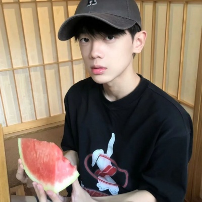 被帅晕！ins高质量男生头像