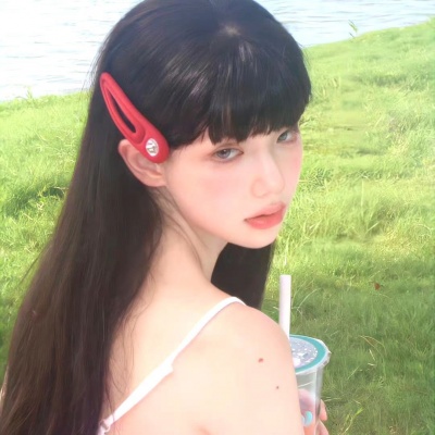 姐妹们,挖到小众高级干净风女生头像啦🥰