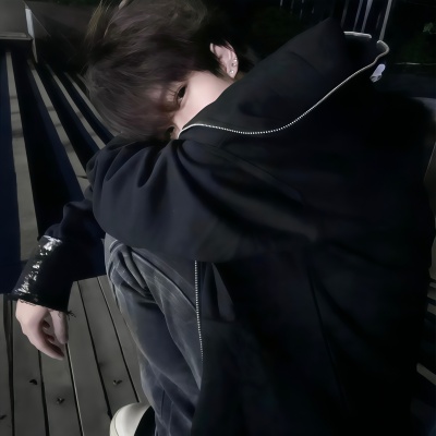 被帅晕！超酷个性男头