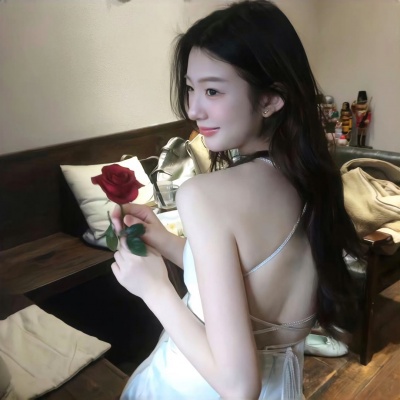 👸挖到宝啦!ins风高级感性感女生头像推荐