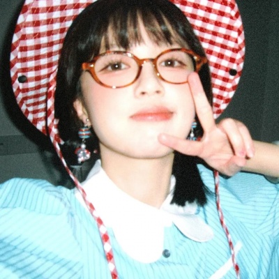 被狠狠拿捏的ins氛围气质女头✨