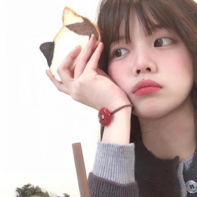 被这些ins可爱纯欲女生头像美晕啦😍