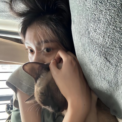 超绝的ins小众女生头像