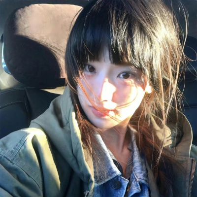 被问无数次的ins小众气质女生头像来啦