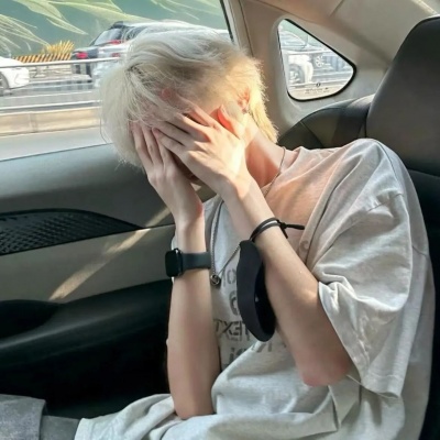 酷炸！独特小众头像男