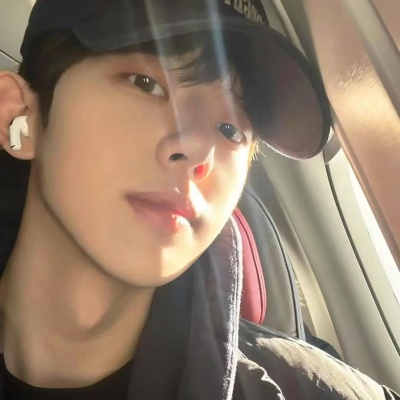 小众帅气男生头像宝藏集合