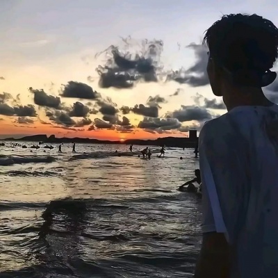 天呐！这些氛围感拉满的男生头像太可了