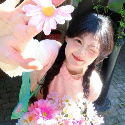 超爱！元气满满治愈系明媚生命力女生头像