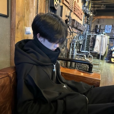 ins风潮酷个性男生头像精选