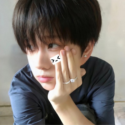 被这组青春小众男生头像拿捏了!元气少年感溢出屏幕