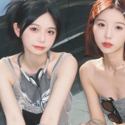 超甜闺蜜头像一左一右 氛围感拉满姐妹专属