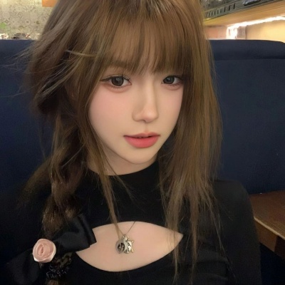 情头单人一男一女,适合情侣分开用的头像