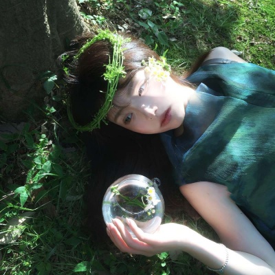 氛围感爆棚的纯欲女生头像｜自带滤镜效果，秒变温柔小仙女