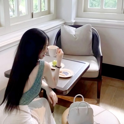 被问800次的贵气千金风ins女生头像来啦