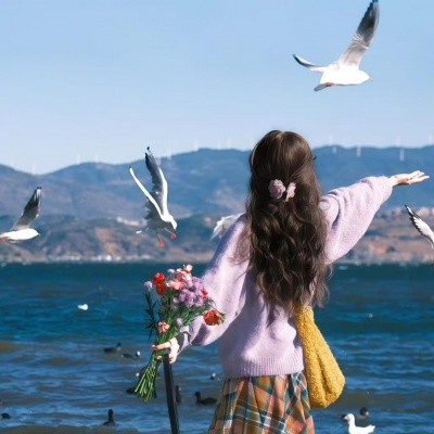 被狠狠拿捏的氛围感!自由小众风景女生背影头像