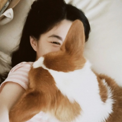 小众意境女头合集：复古滤镜加持，每一张都藏着故事感