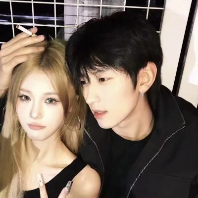 超赞的ins小众个性一左一右情头