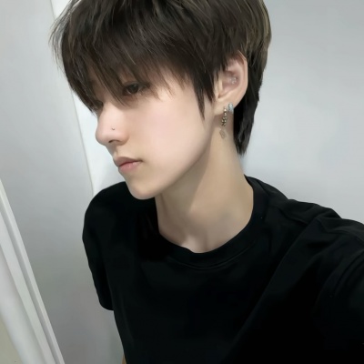 拒绝烂大街!小众个性男头推荐,彰显男生独特审美