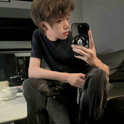 2026热门小帅男头合集:高清无水印,潮酷风 / 温柔风任选