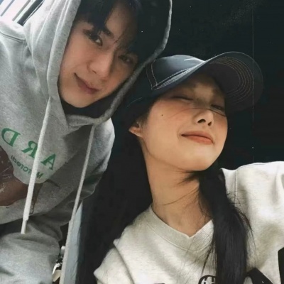 2026热门ins真人超甜双向情头｜高质感不撞款，情侣必存