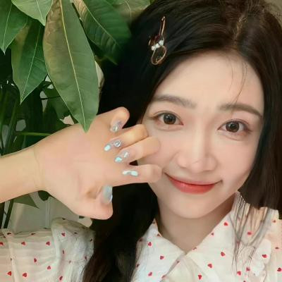 美哭！100张ins风高级质感女生头像大全