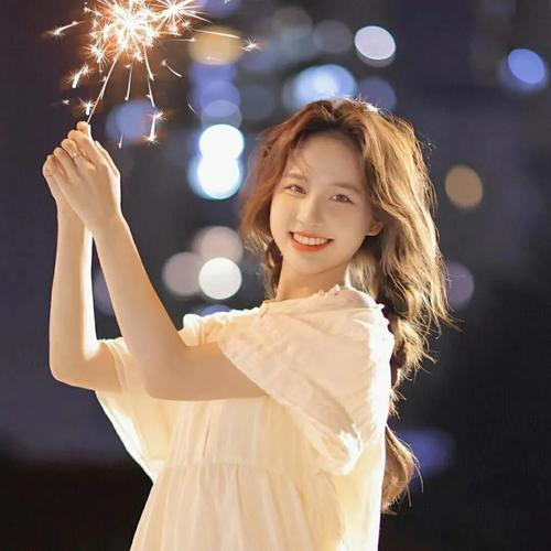 100张绝美女生头像来袭,火爆全网超好看!