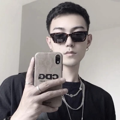 😎冷酷帅气霸气的男生头像来啦