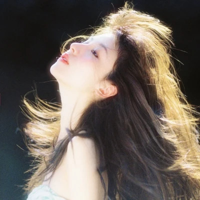 宝藏女孩必备！100张绝美好看的清晰女生头像来袭